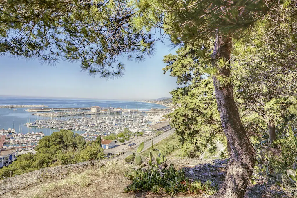 Villa in Arenys de Mar with incredible sea views.