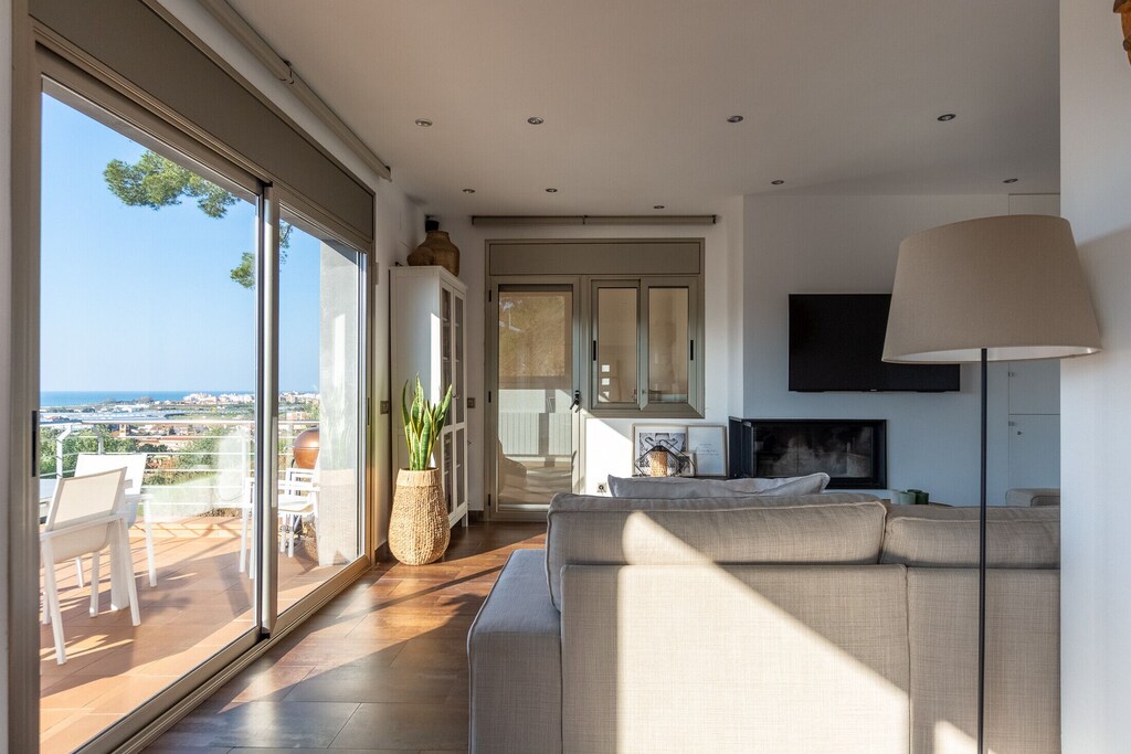 Nice villa located in Santa Susanna.