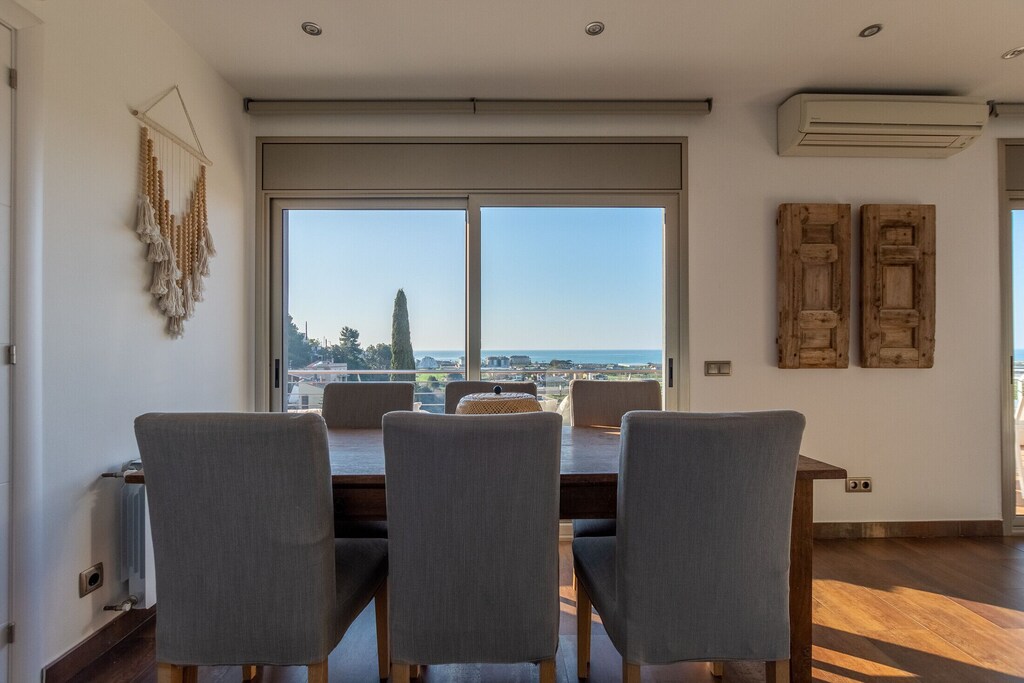 Nice villa located in Santa Susanna.