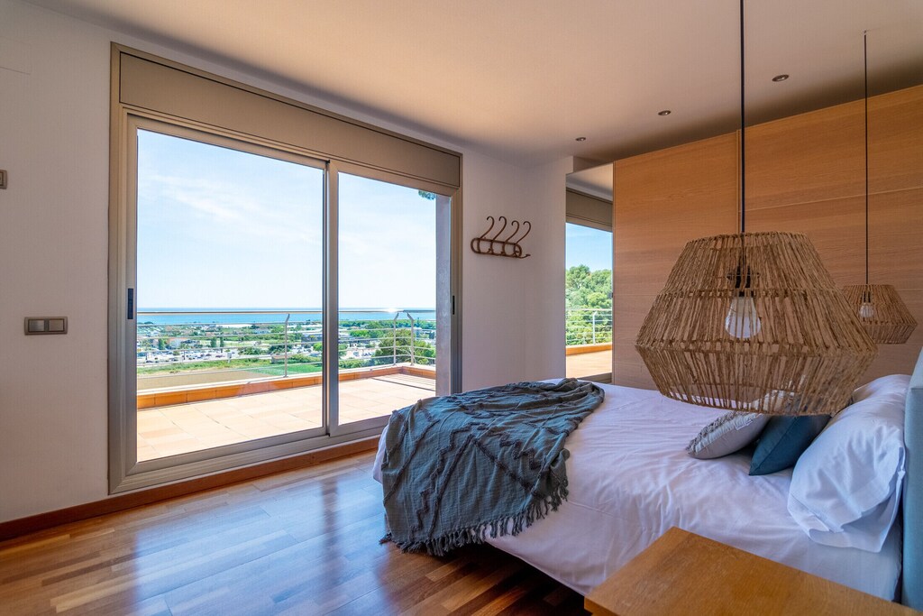 Nice villa located in Santa Susanna.